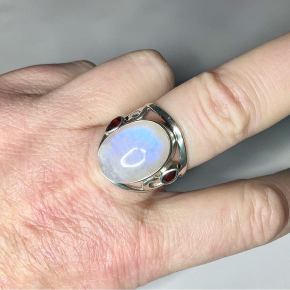Sterling Silver Moonstone Garnet Ring SZ 9 - Picture 5 of 6